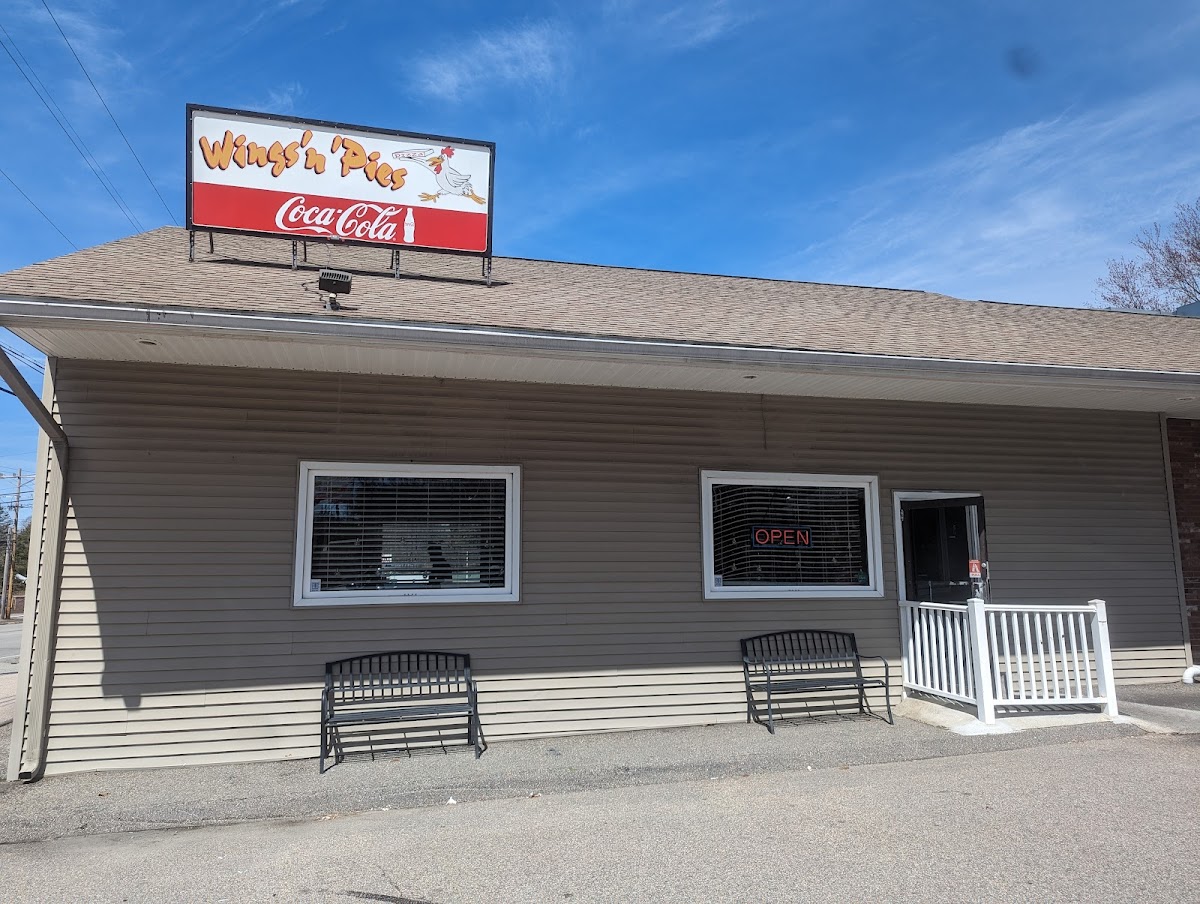 Wings 'N' Pies